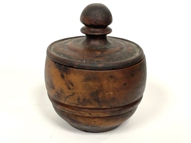 FIGURED MAPLE SUGAR BOWL