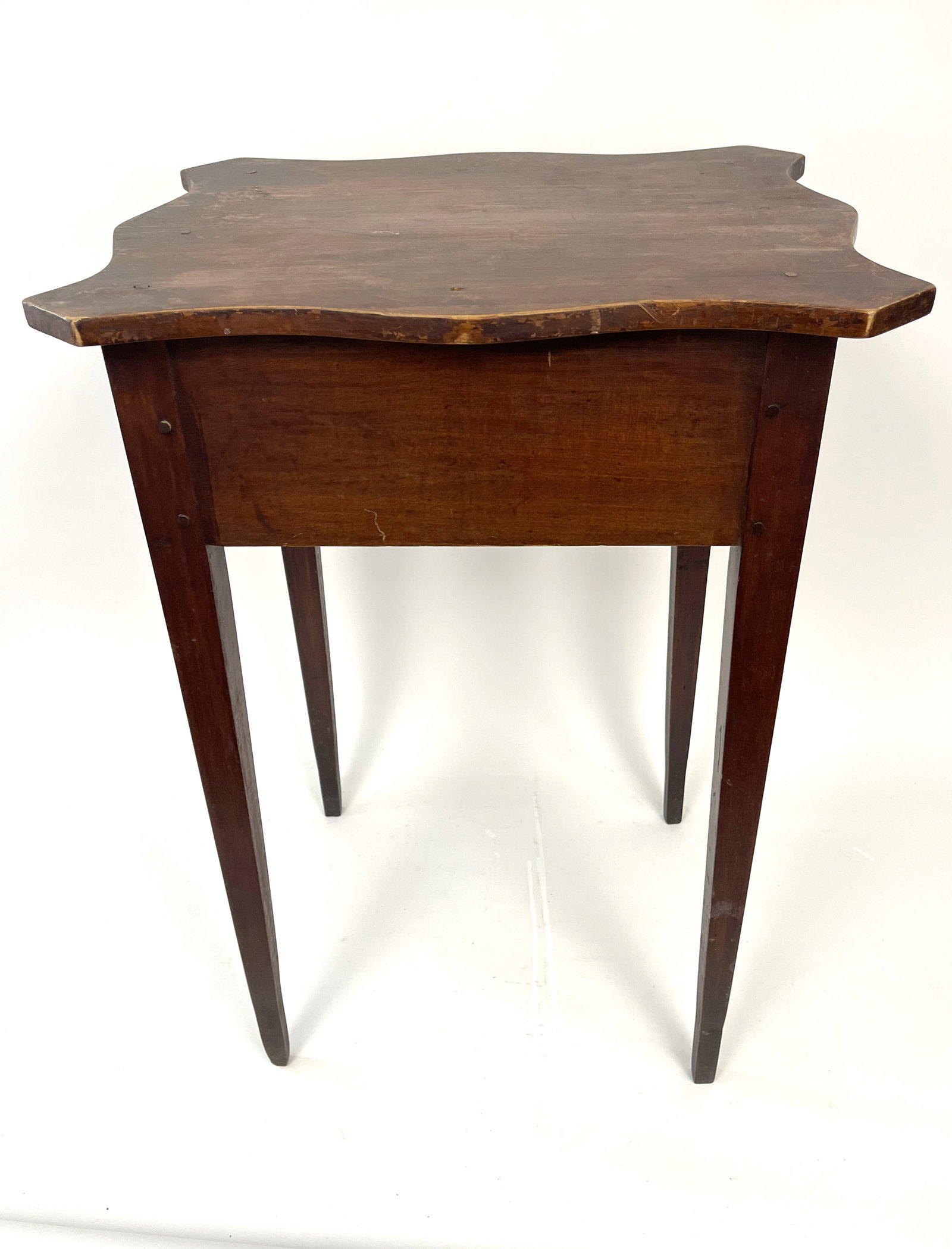 SHAPED TOP STAND HEPPLEWHITE: SHAPED TOP STAND HEPPLEWHITE 16" X 19" X 27"