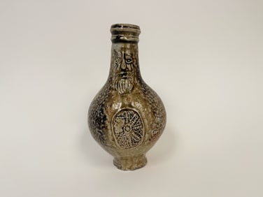 17TH C BELLARMINE / BARTMANN JUG