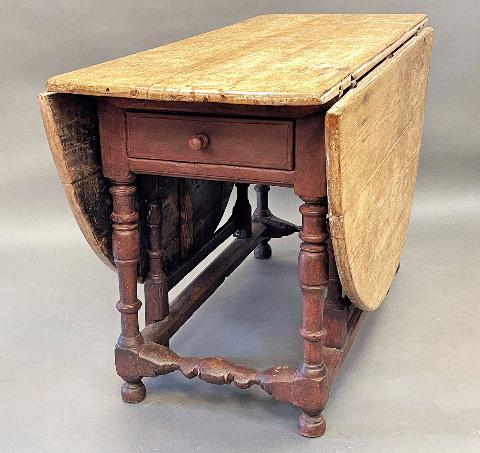 LARGE GATELEG TABLE C. 1650 (1 of 10)