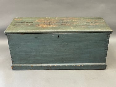 18THC SEA CAPTAINS BLANKET CHEST WITH BLUE PAINT, BECKETS, INTERIOR TILL
