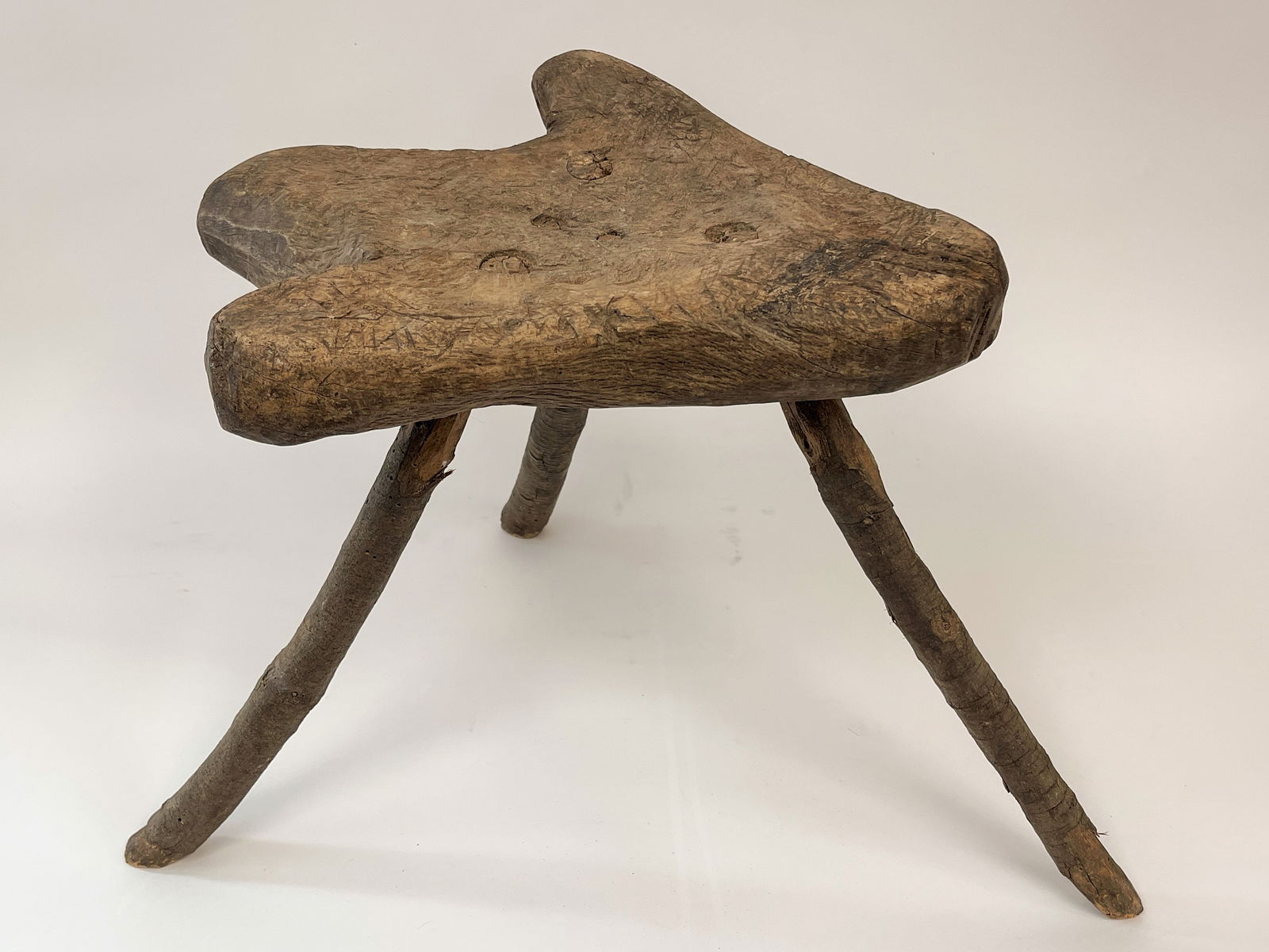EARLY 3 LEGGED PRIMITIVE OAK STOOL (1 of 3)