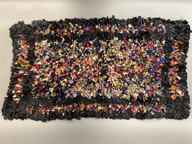 EARLY SHAKER SILK SHAG CONFETTI RUG ON KNITTED COTTON STRING FOUNDATION