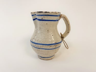 1690 WHITE DELFT JUG W/ BLUE LINE DECORATION