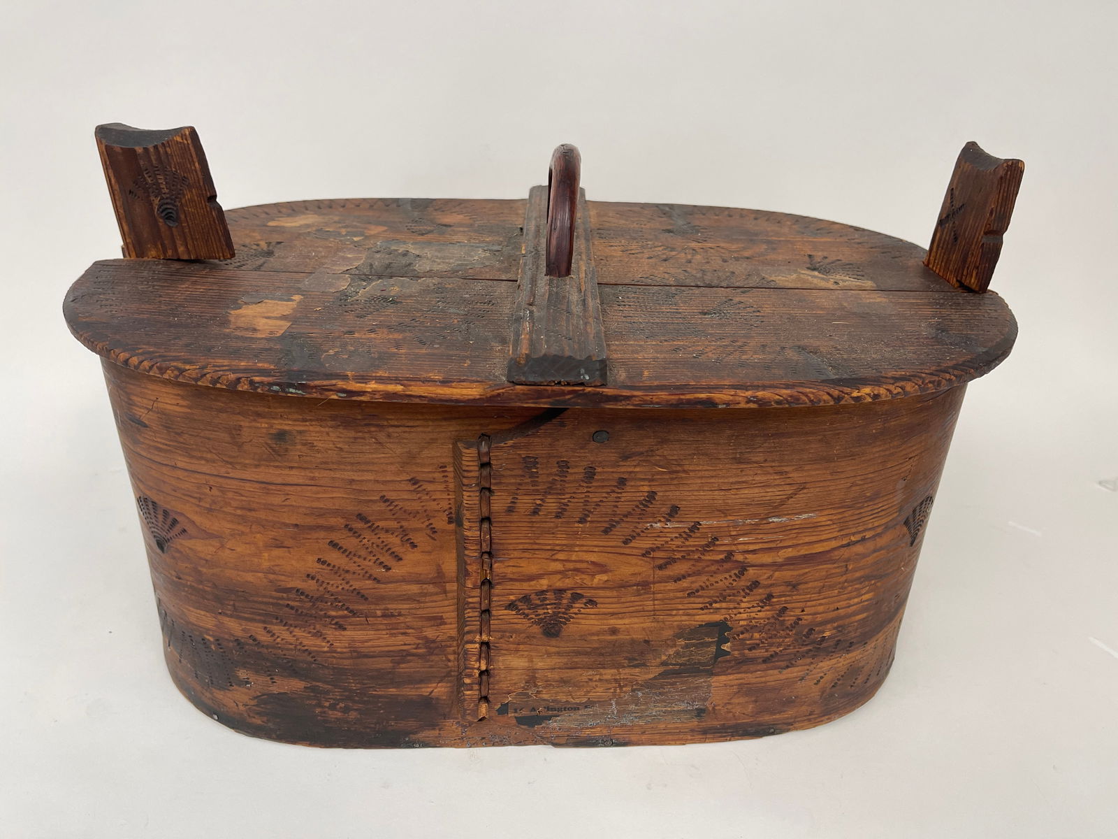 SCANDINAVIAN OVAL BENTWOOD BRIDE'S BOX (1 of 7)