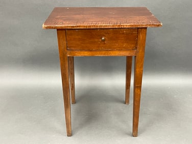 EARLY 19THC TIGER MAPLE FEDERAL ONE DRAWER STAND
