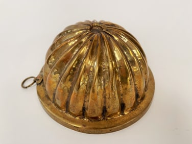 EARLY 19TH C BRASS PUDDING MOULD