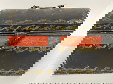 LARGE TOLE PAINTED DOCUMENT BOX