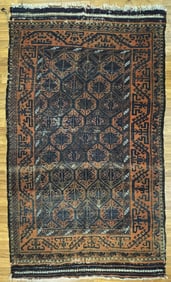 ANTIQUE ESTATE RUG