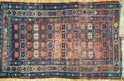 ANTIQUE ESTATE RUG