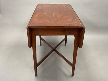 18TH C MAHOGANY PEMBROKE TABLE CROSS STRETCHER BASE