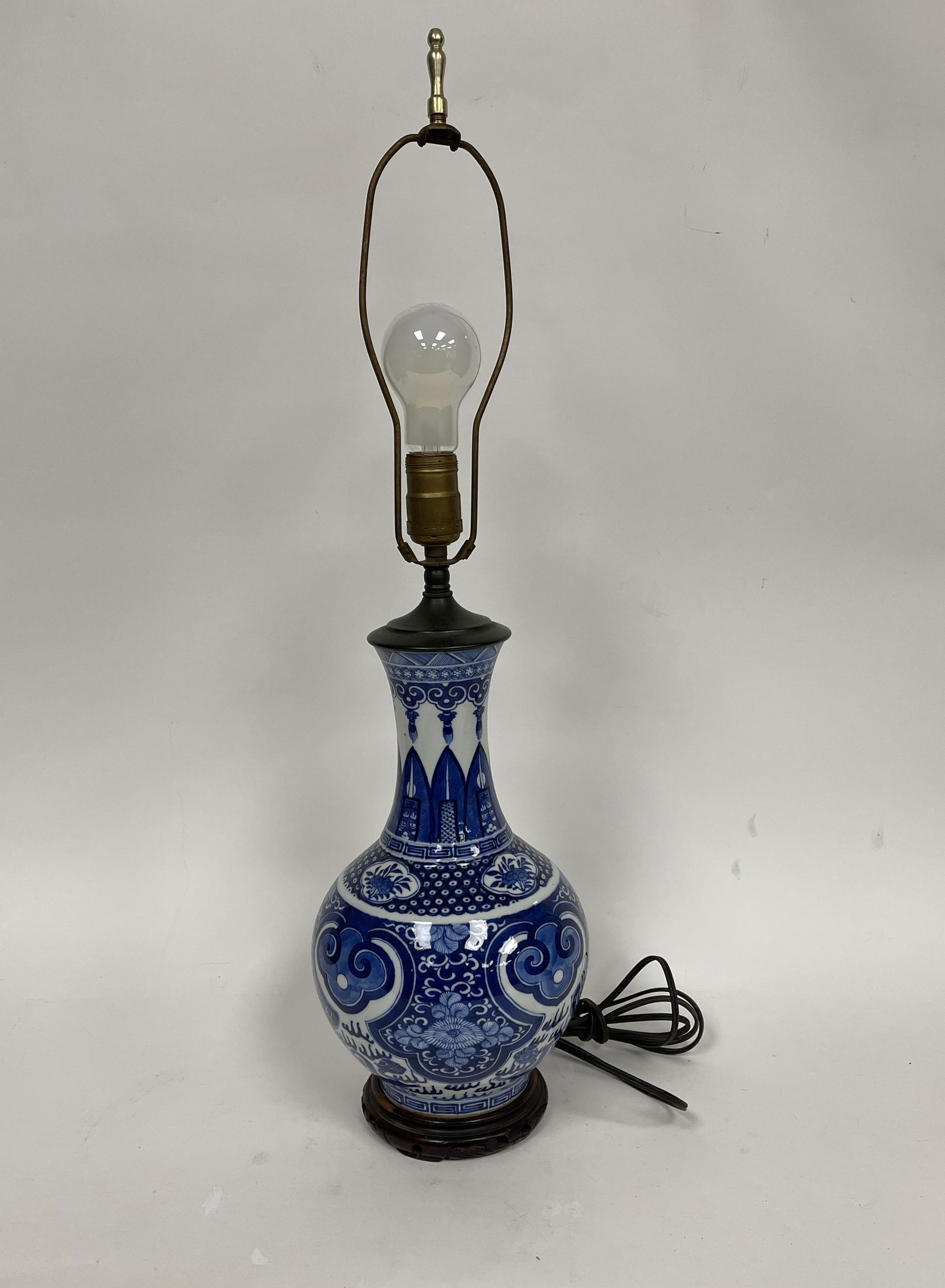 LARGE ASIAN BLUE LAMP (1 of 3)