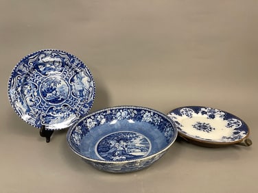 GROUPING OF THREE FLOW BLUE ITEMS WARMING PLATE, LARGE BOWL