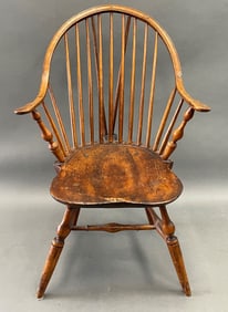 BOLD NYC 18TH C CONTINUOUS ARM BRACE BACK WINDSOR