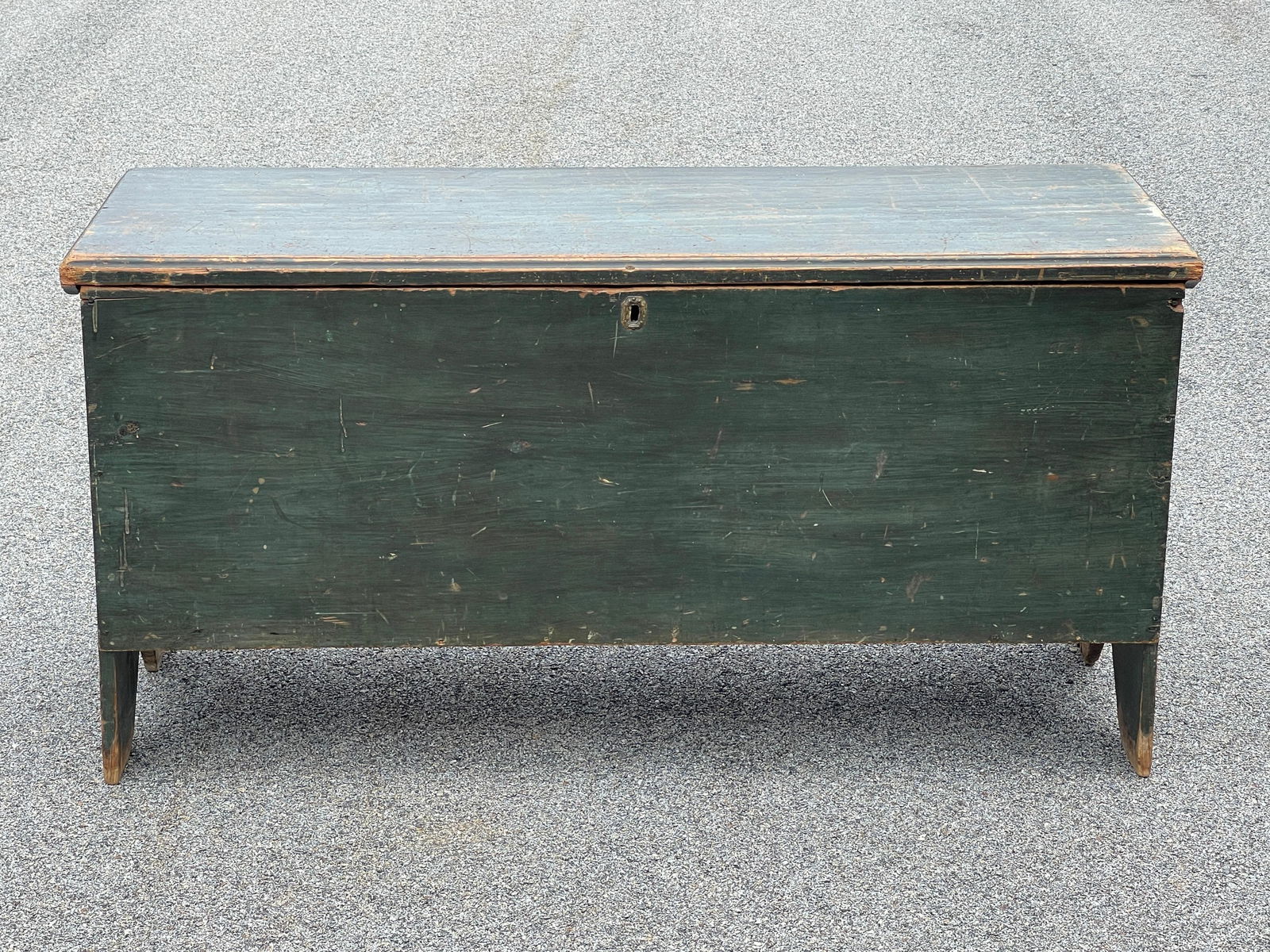 18THC NEW ENGLAND BLANKET CHEST (1 of 4)