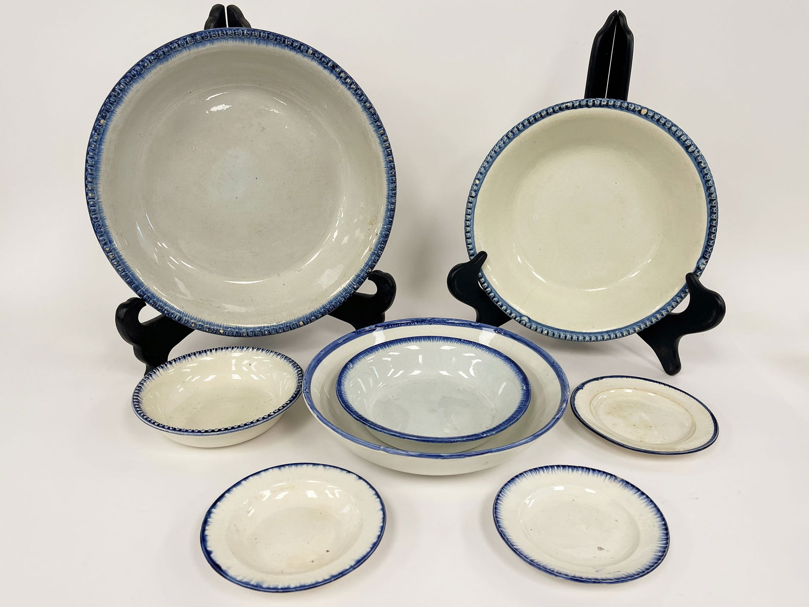 EIGHT MISC LEEDS BOWLS AND SAUCERS (1 of 1)