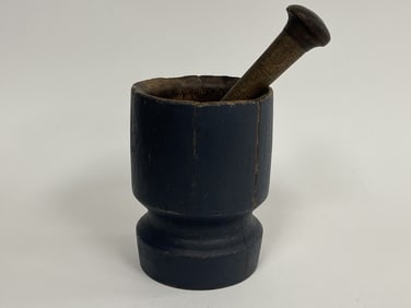 EARLY COUNTRY MORTAR & PESTLE