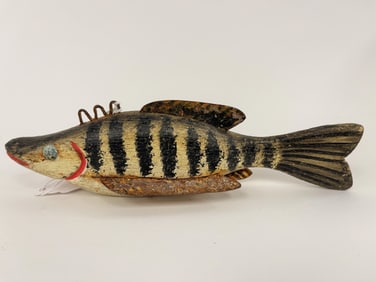 FOLK ART PAINTED FISH DECOY