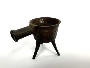 CAST IRON MINIATURE FORGED 3 LEGGED POSNIT