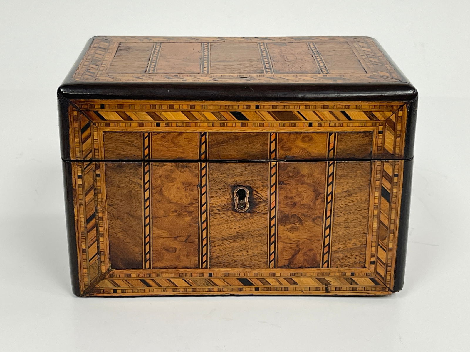 19TH C INTRICATELY INLAID TEA CADDY (1 of 7)