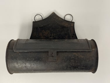 ROUND FORGED SHEET IRON DECORATIVE HANGING CANDLE BOX