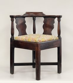 CHIPPENDALE PERIOD CORNER CHAIR