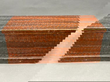 PAINT DECORATED BLANKET BOX