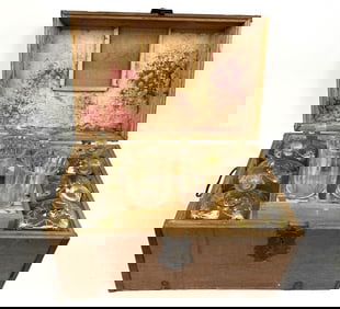 EARLY 18TH C C.1720 SEA CAPTAINS OAK LIQUOR BOX W/ BLOWN BOTTLES