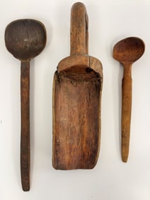 LOT OF TWO EARLY WOODEN SPOONS WITH A CARVED GRAIN SCOOP