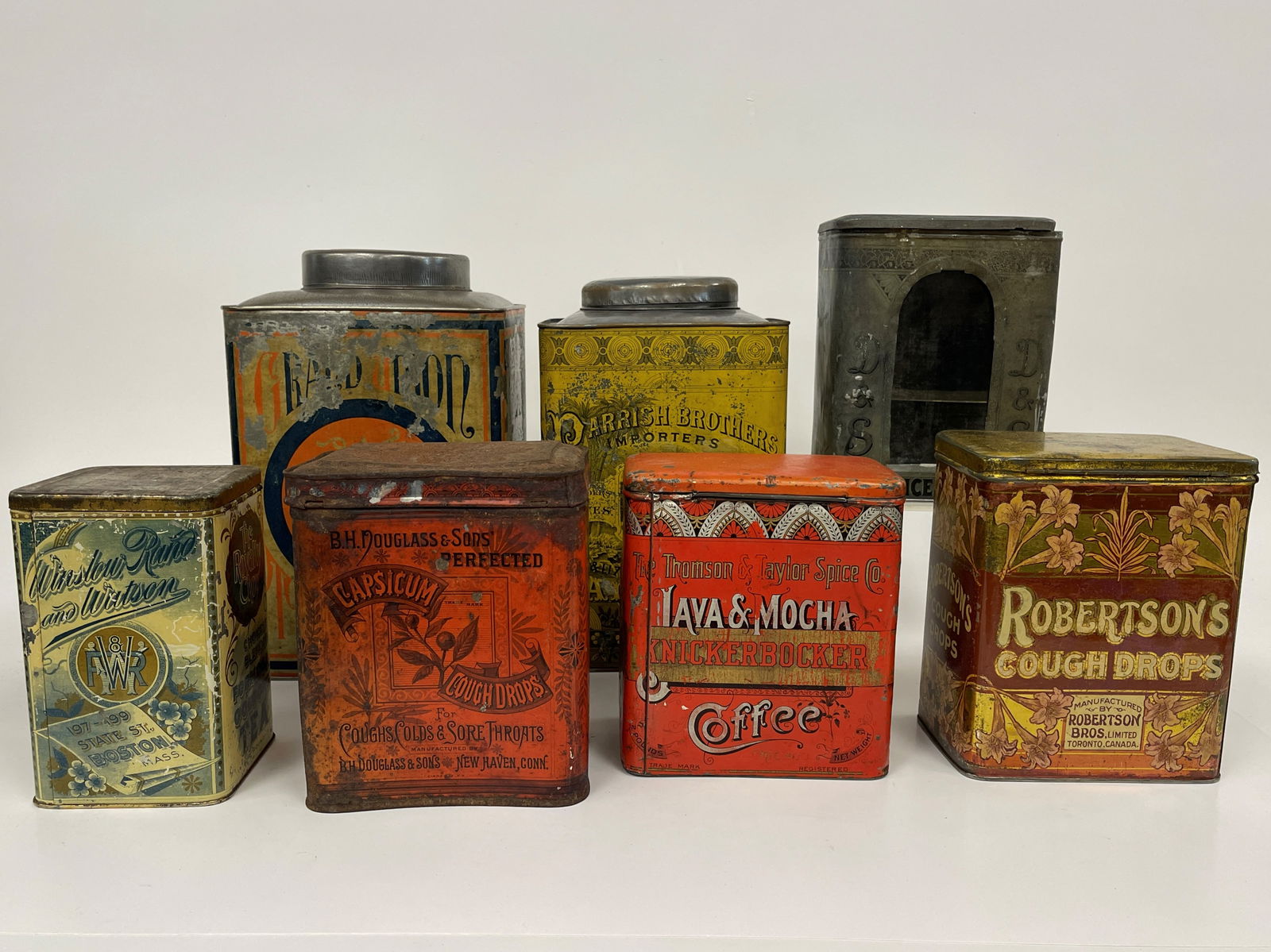GROUPING OF LARGE ADVERTISING TINS (1 of 7)