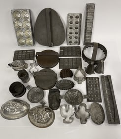 GROUPING OF ICE CREAM,CANDY AND CAKE MOLDS