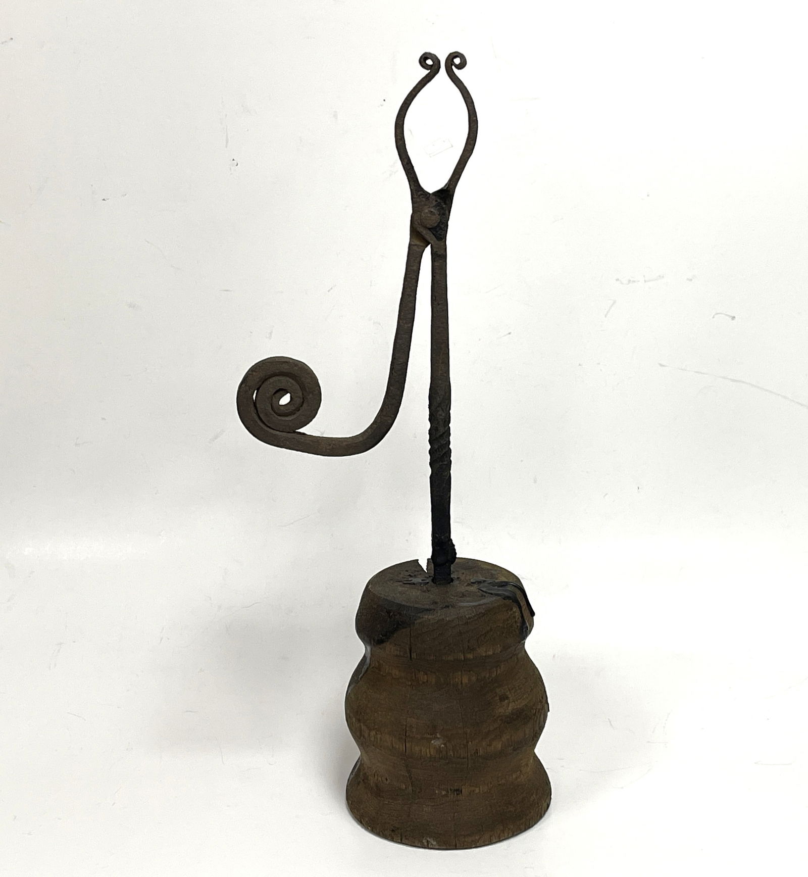 18TH C IRON RUSH LIGHT ON WOOD BASE (1 of 2)