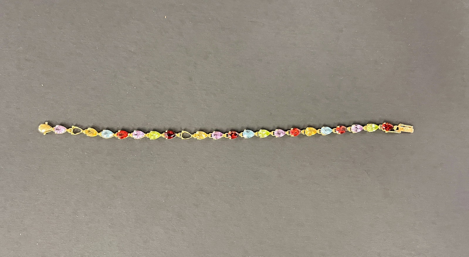 10K GOLD TENNIS BRACELET, MARKED: 10K GOLD TENNIS BRACELET, MARKED 7" 3.2 DWT