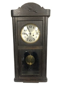 OAK WALL CLOCK WITH KEY AND PENDULUM