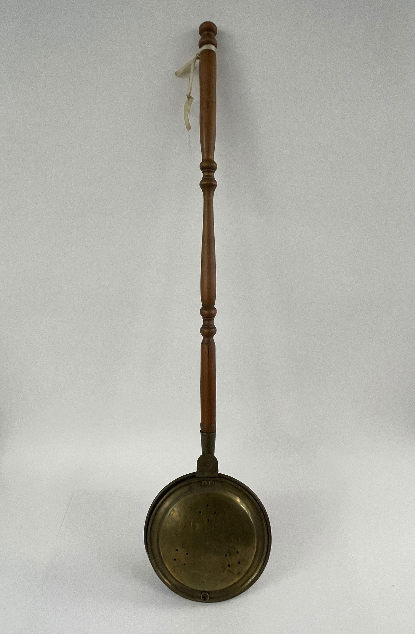 LONG HANDLED BED WARMER WITH PIERCED: LONG HANDLED BED WARMER WITH PIERCED "BRASS DECLARATION "46"