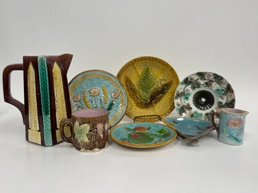 8 PIECE MAJOLICA LOT