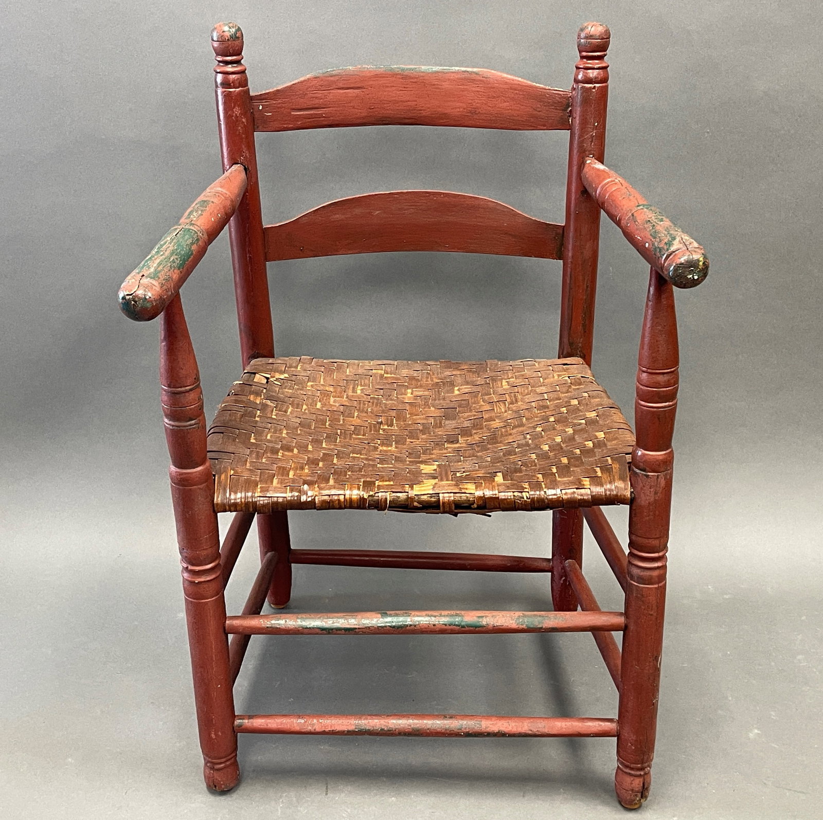 HUDSON RIVER VALLEY WIDE ARMCHAIR 1700-1780: HUDSON RIVER VALLEY WIDE ARMCHAIR 1700-1780 , 34" X 22" X 18"
