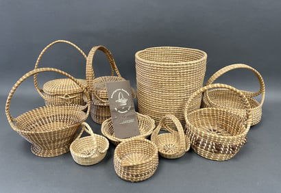 LARGE LOT NORTH CAROLINA GRASS BASKETS