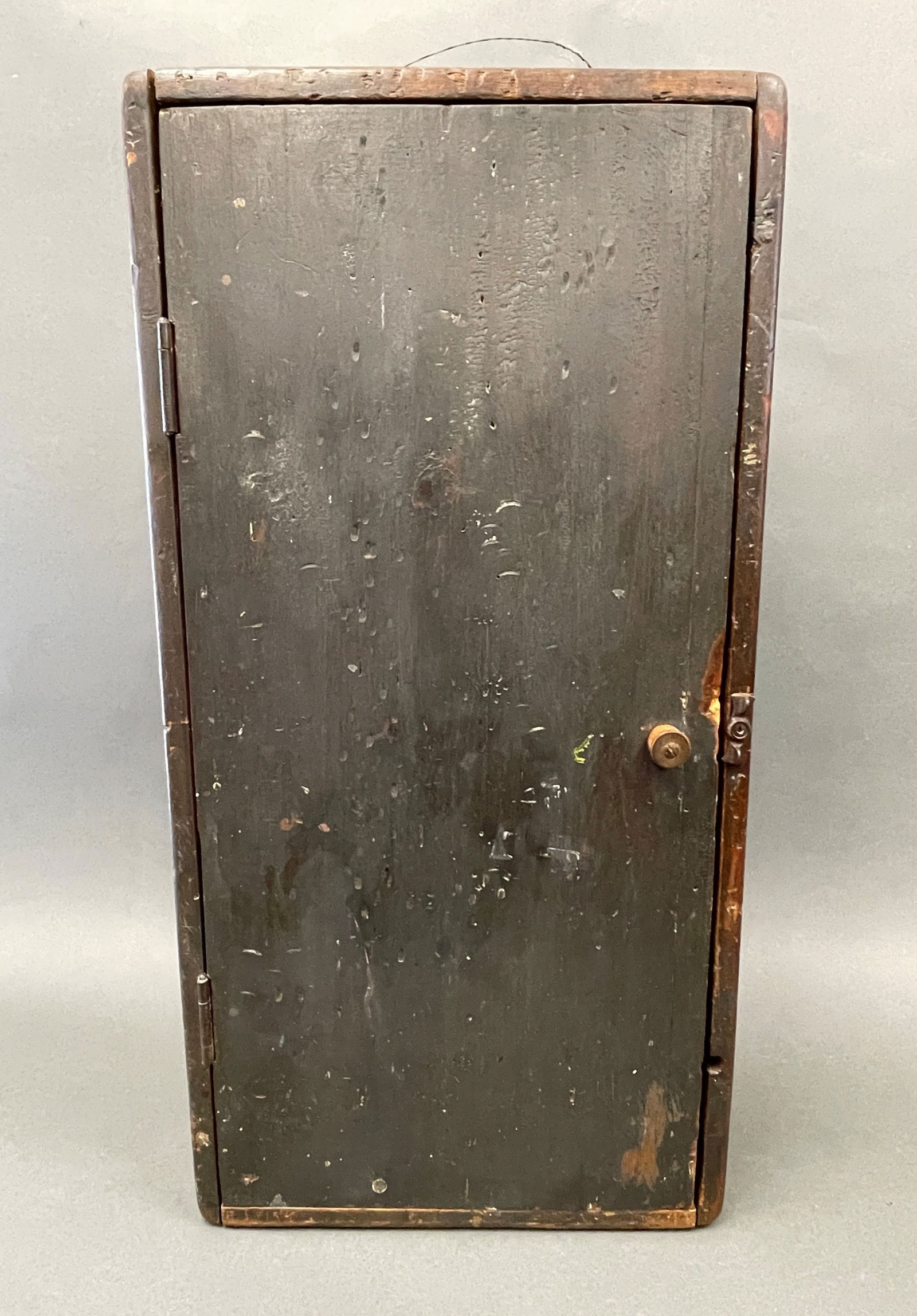 PAINTED ONE DOOR PAINTED CUPBOARD (1 of 5)