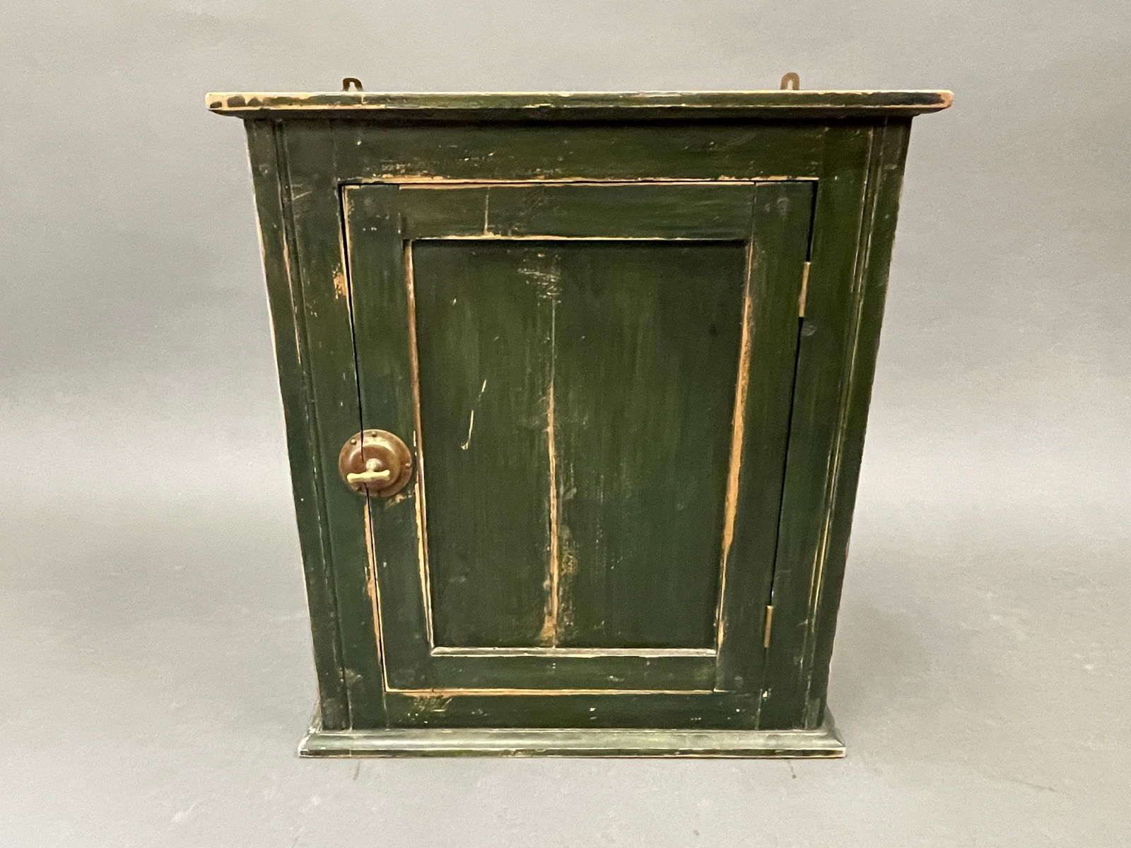 GREEN WALL CABINET (1 of 5)