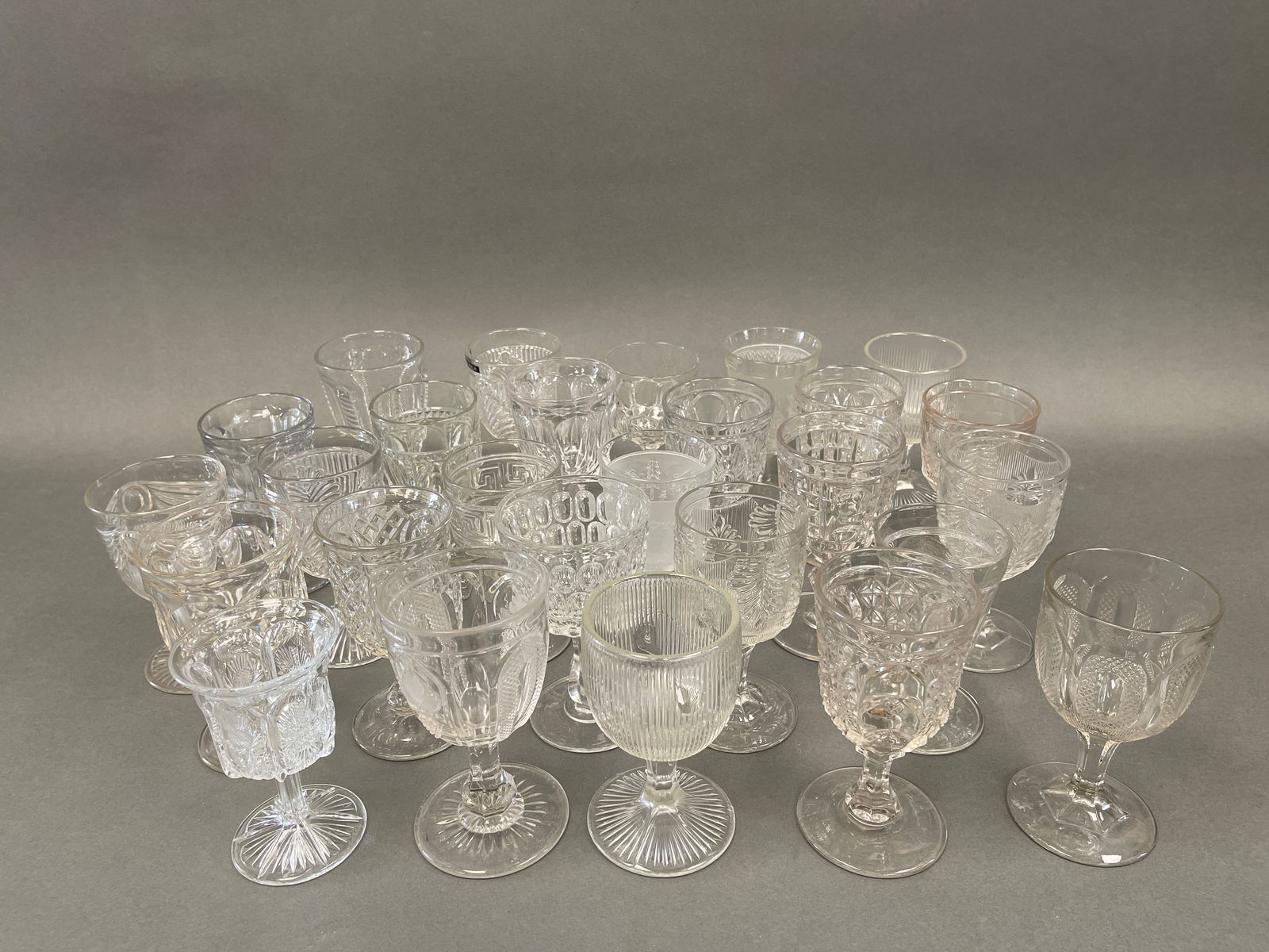 27 PCS OF AMERICN GLASS GOBLETS: 27 PCS OF AMERICN GLASS GOBLETS
