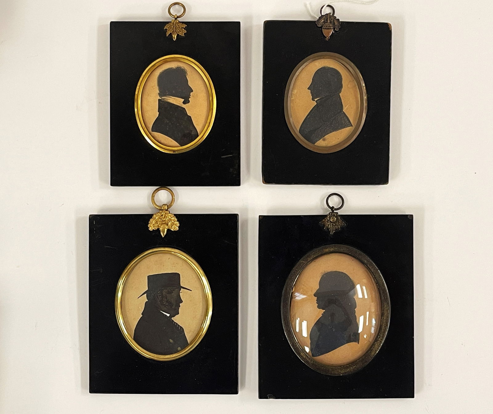 FOUR MINIATURE SILHOUETTE OF GENTLEMAN (1 of 5)