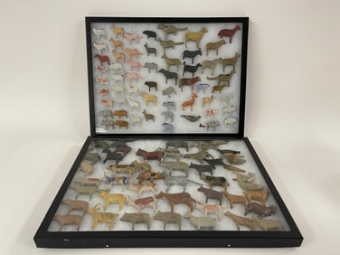 LARGE GROUPING OF HAND CARVED NOAH'S ARK ANIMALS