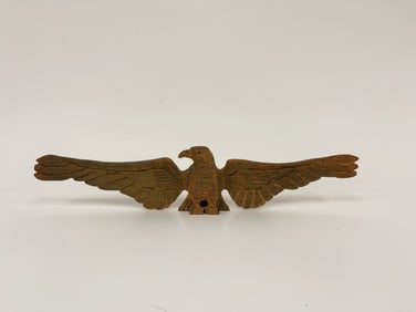 SMALL HAND CARVED AMERICAN EAGLE