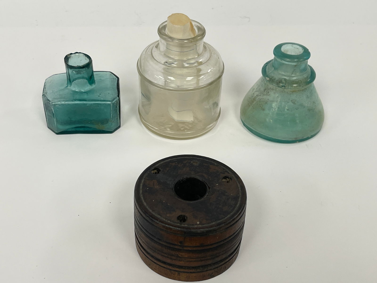 GROUPING OF INKWELLS (1 of 3)