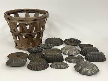 GROUPING OF JELLY PUDDING TIN MOLDS