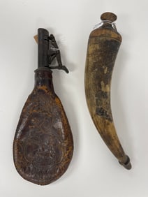 LEATHER SHOT POUCH , POWDER HORN
