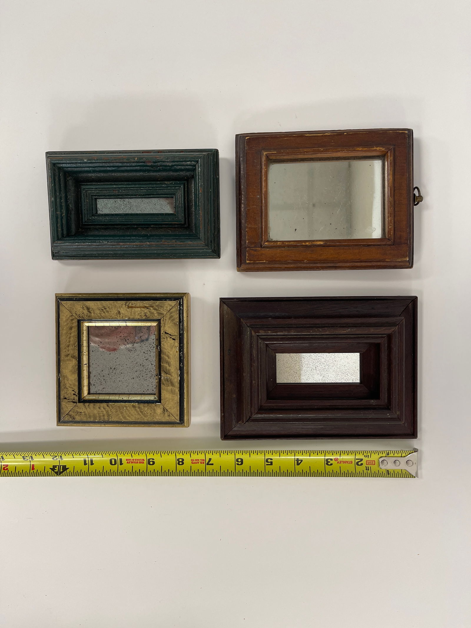 COLLECTION OF FOUR MINIATURE FRAMES (1 of 3)