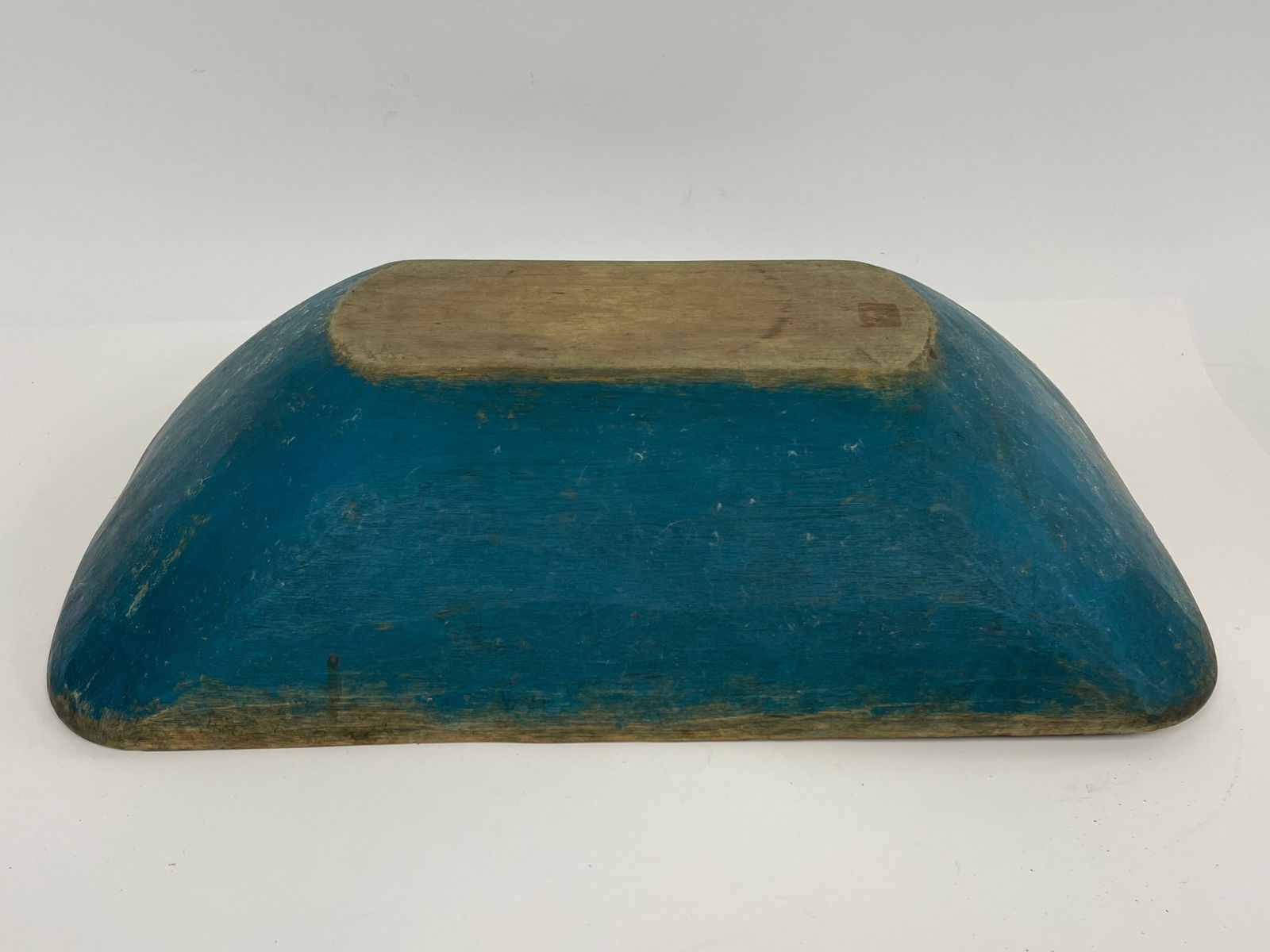EARLY BLUE PAINTED TRENCHER BOWL (1 of 6)