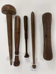 GROUPING OF WOODEN UTENSILS